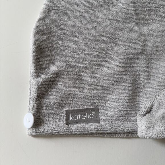 NIB Katelle Spa Hair Towel‎ Wrap Gray Microfiber Button Closure 23” x 9” - Picture 5 of 8